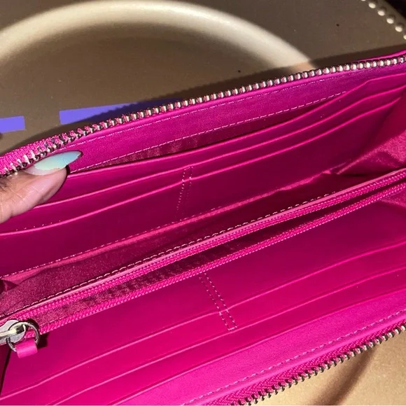 Coach Legacy Fuchsia Pink Leather Slim Zip-Around Wallet NWOT with dust bag Rare - Picture 8 of 15